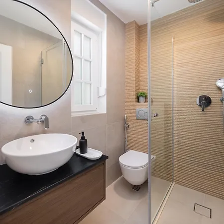 Willa Luxury 4br Heated Pool, Just 100m To Sea *