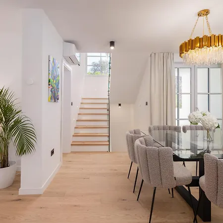 Villa Leylandii Razanj Rogoznica *