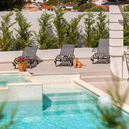 Villa Leylandii Razanj Rogoznica Villa