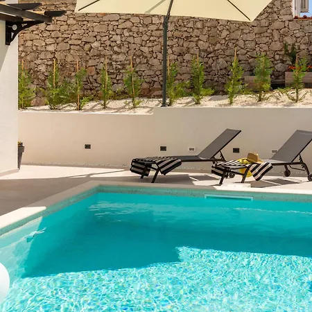 Villa Leylandii Razanj Rogoznica Villa Ražanj