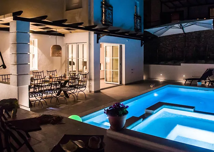 Leylandii Rogoznica Just Few Steps From Sea