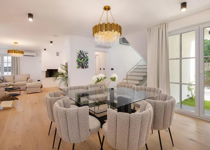 빌라 Leylandii Rogoznica Ražanj